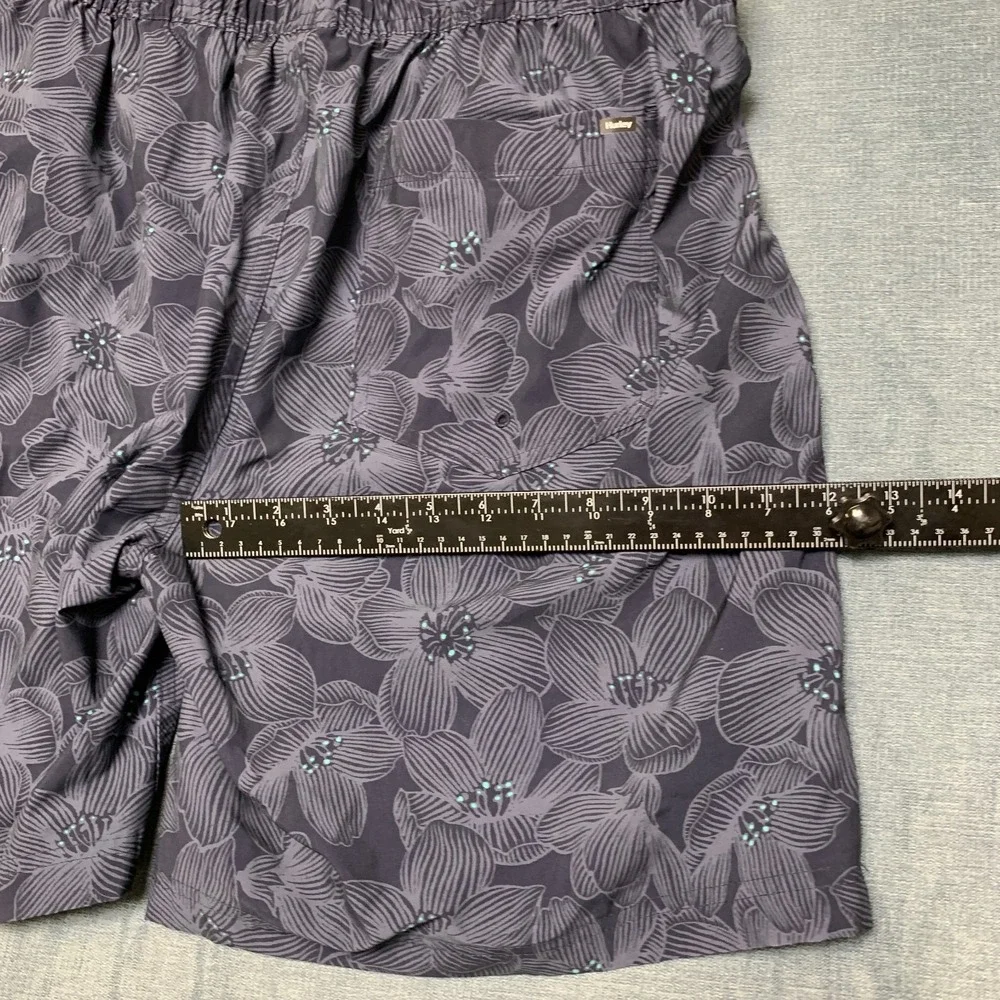 Hurley Board Shorts Men XL Gray Floral Comfort Stretch Drawstring Waist Swimwear